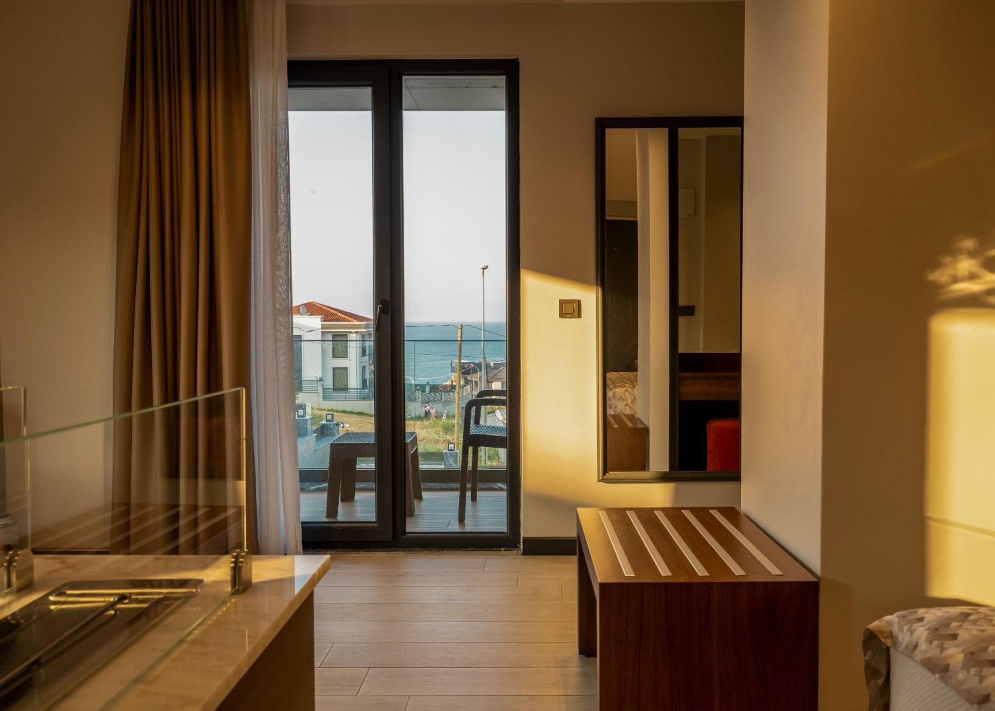 La Miel Hotel Sile Exterior photo